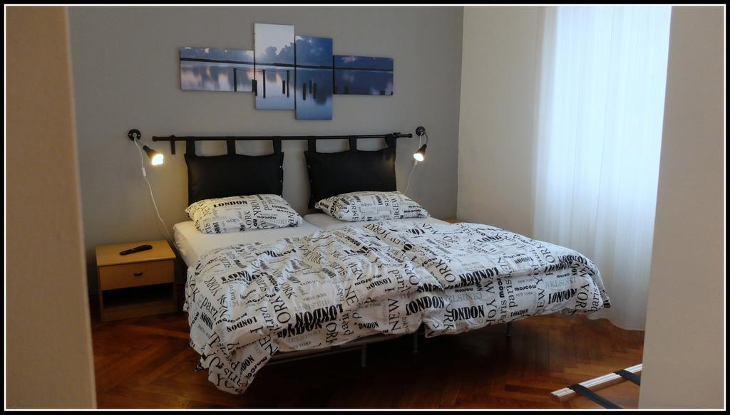 B&B Piazza Goldoni Τεργέστη Εξωτερικό φωτογραφία